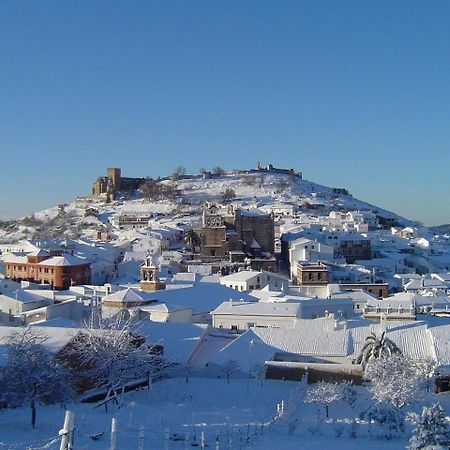 Hotel Los Castanos 아레세나 외부 사진