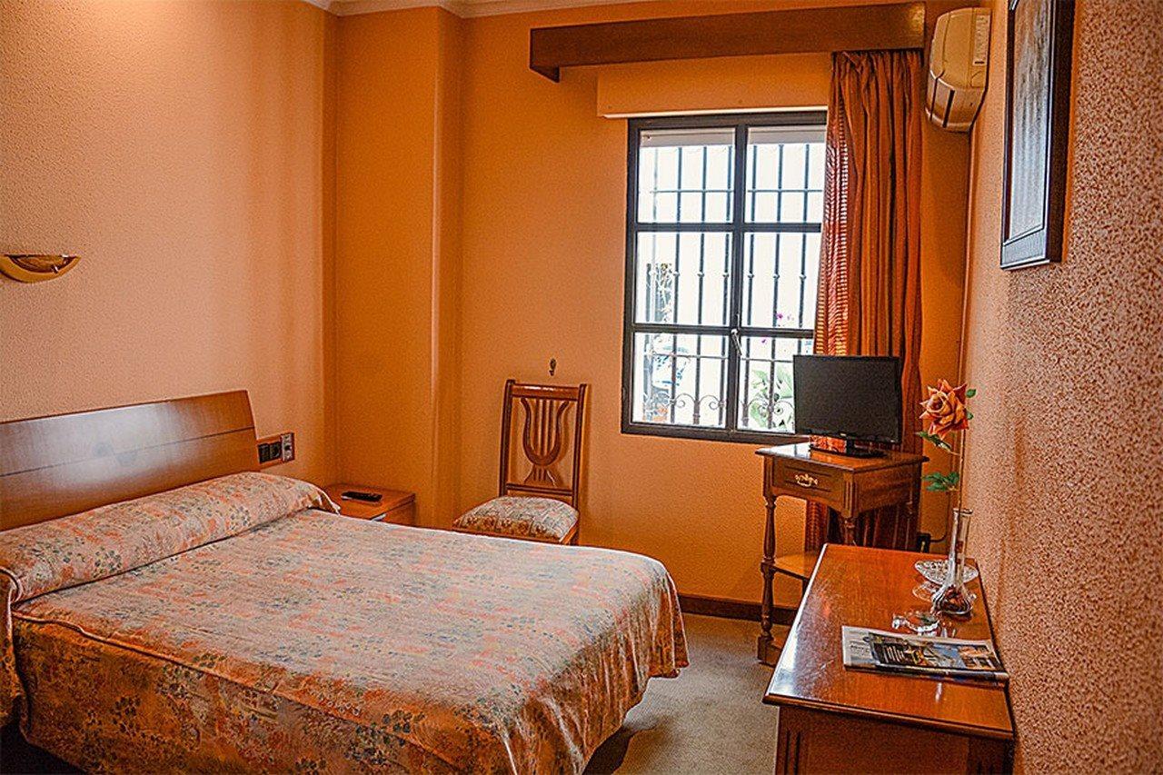 Hotel Los Castanos 아레세나 외부 사진