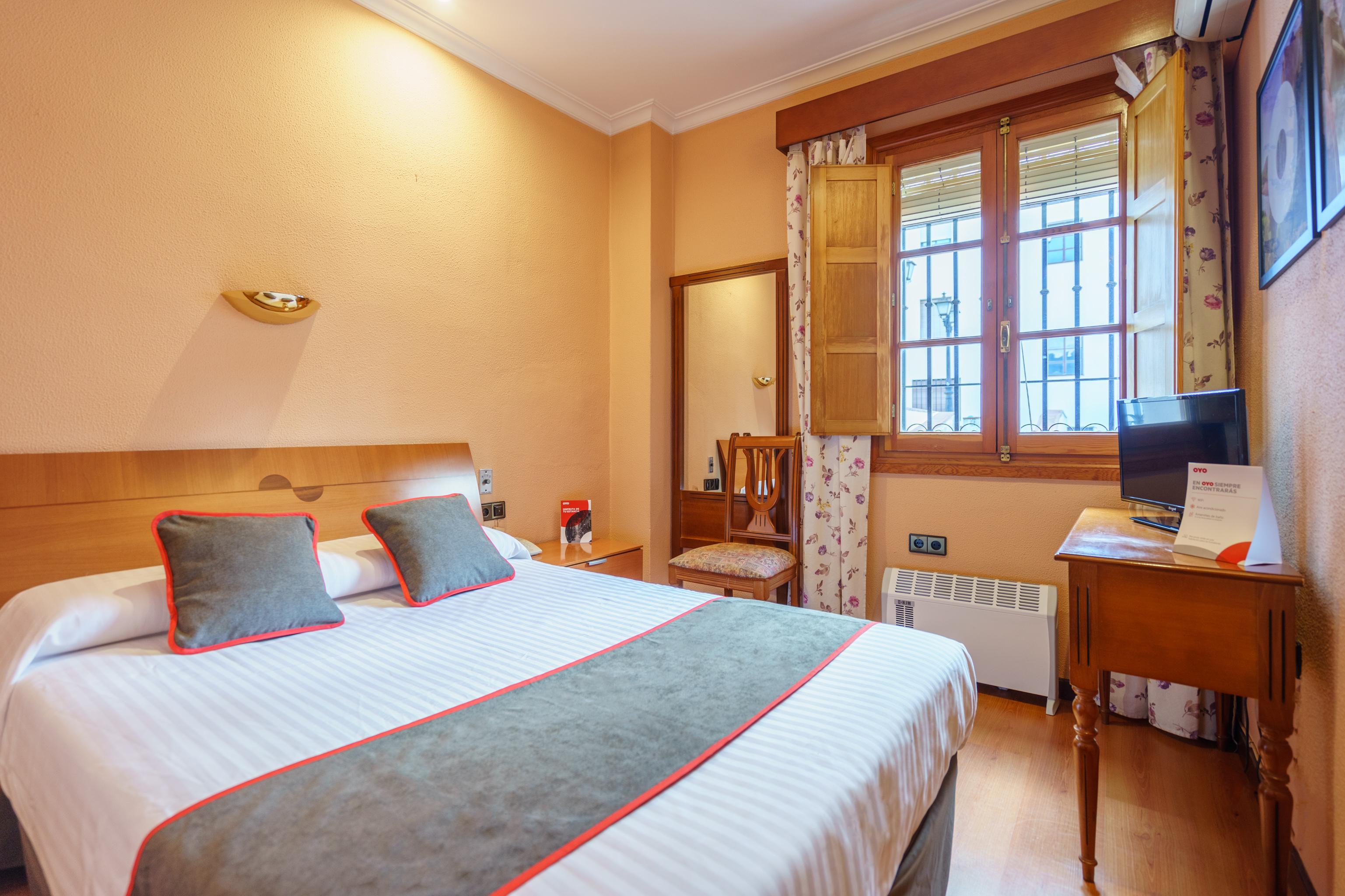 Hotel Los Castanos 아레세나 외부 사진