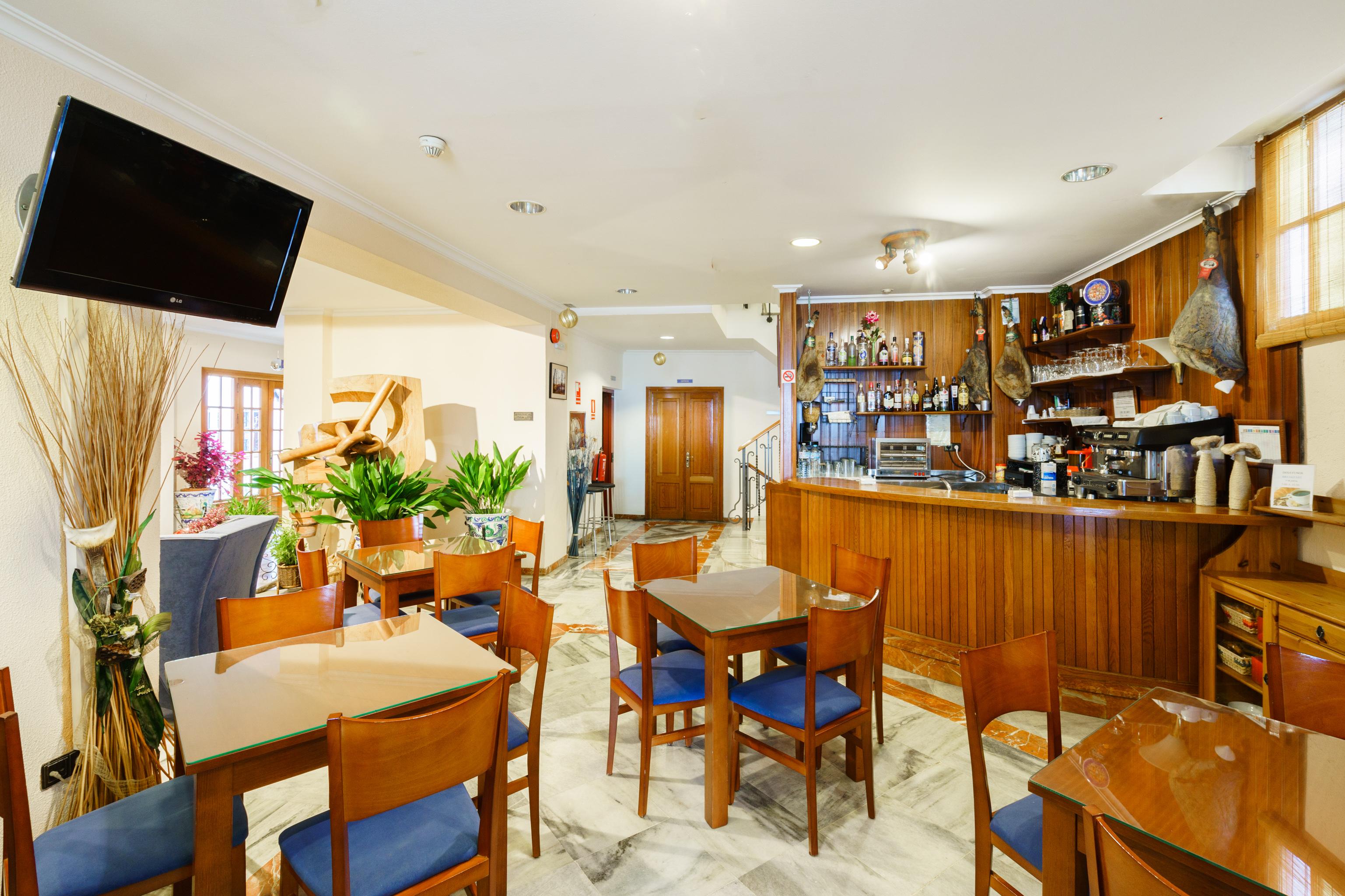 Hotel Los Castanos 아레세나 외부 사진